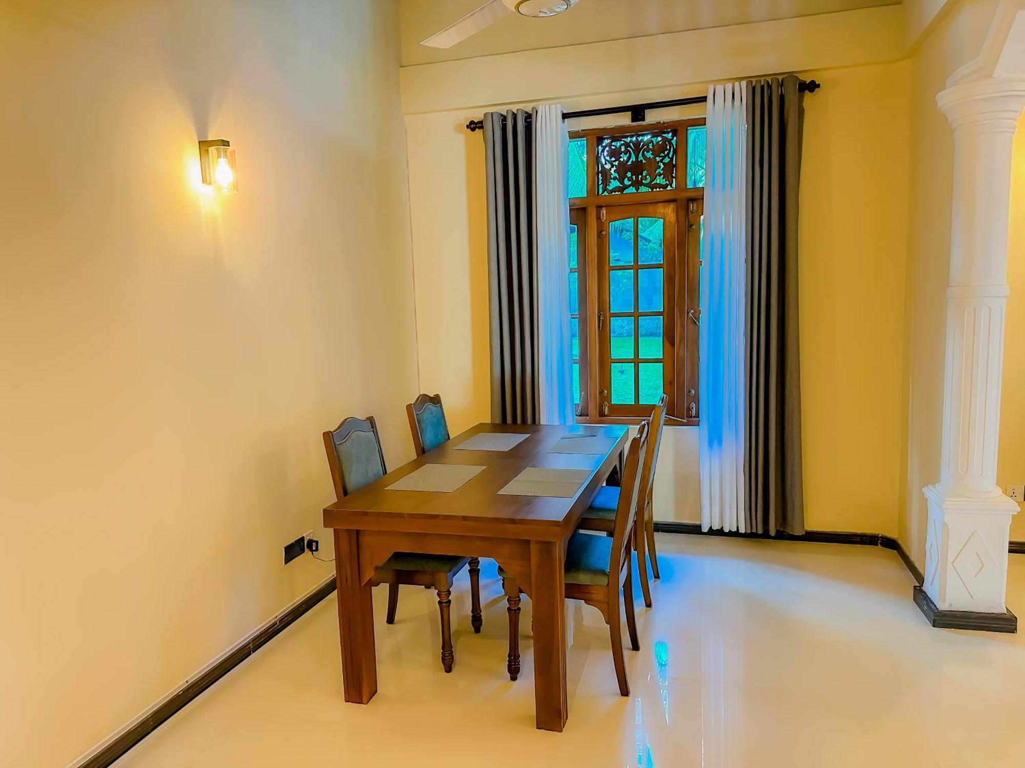 Solace - 5 Min Walk To Homestay Tangalle